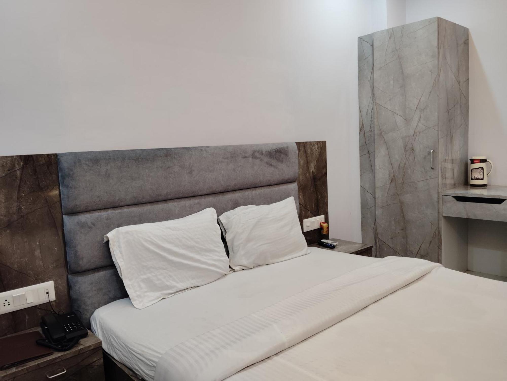 Hotel Dreamland Пури Экстерьер фото